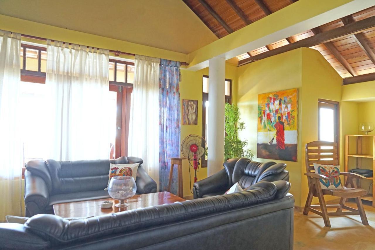 Villa Lucky Star Tangalle Exteriör bild